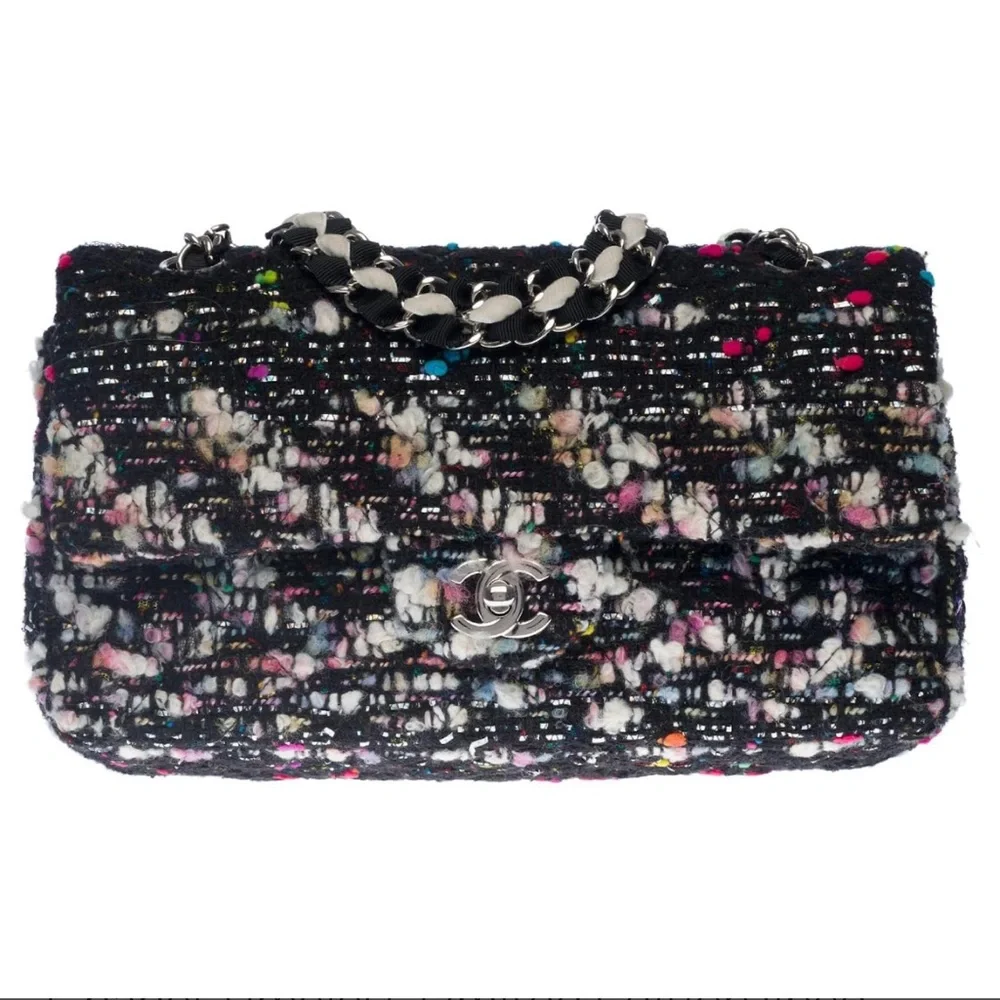 Chanel LIMITED EDITION Multicolor Tweed double flap Bag. Perfect condition.